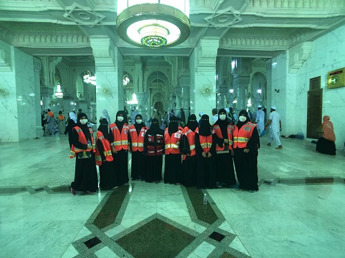 فريق جامعة الملك سعود للعمل التطوعي يختتم أعماله التطوعية لخدمة ضيوف الرحمن