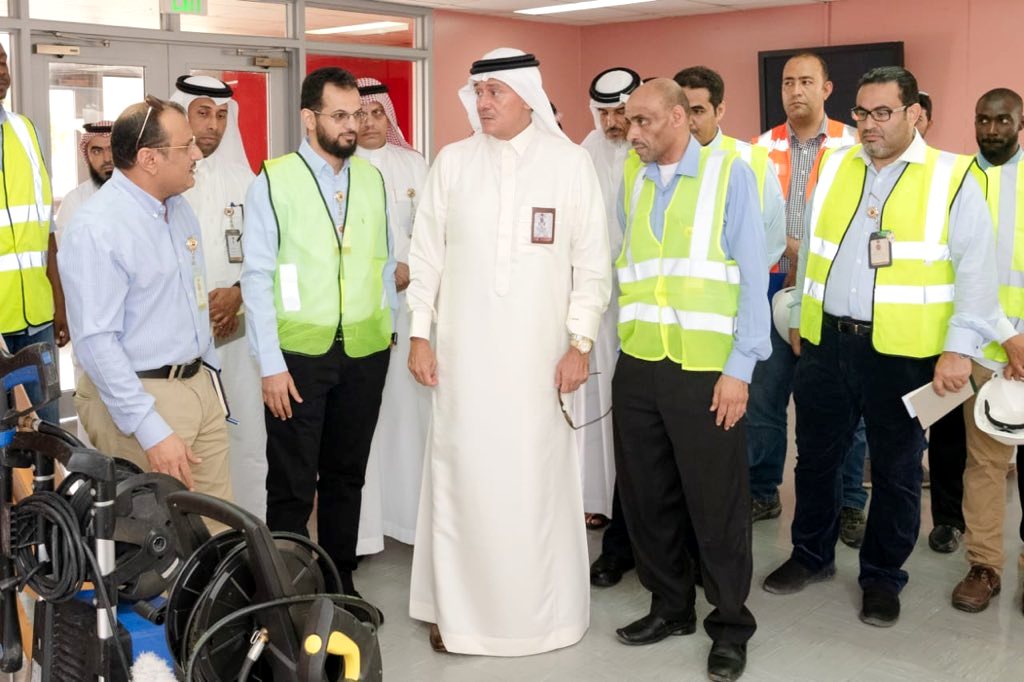د."نصيف" يقف على جاهزية مدارس الهيئة الملكية بينبع