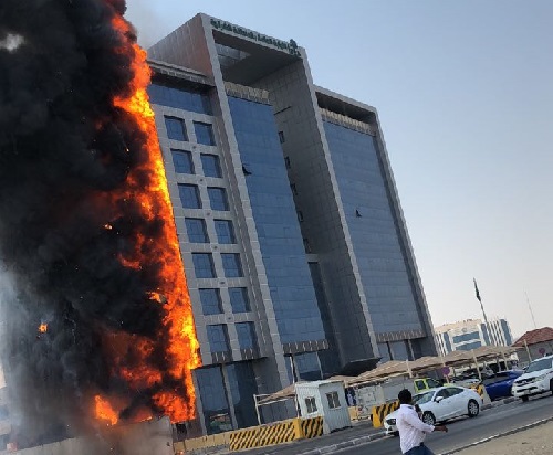الأمير سعود بن نايف يوجه بتشكيل لجنة للتحقيق في حريق النيابة العامة