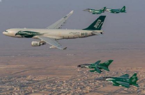 القوات الجوية تنفذ عروضاً في سماء الرياض.. وانتقال العروض للشرقية اليوم