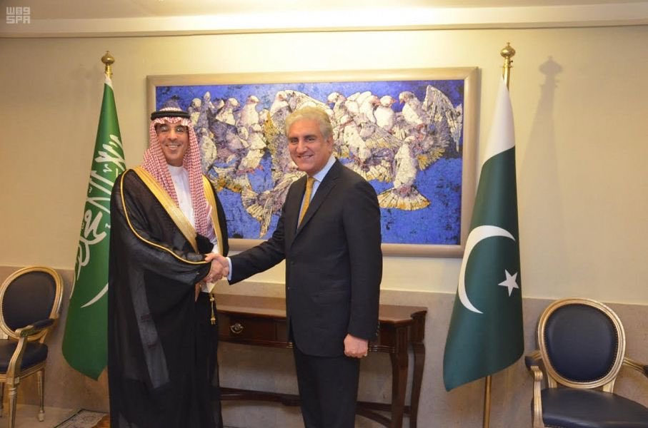 "العواد" يلتقي وزراء الاقتصاد والخارجية والشؤون الدينية في باكستان