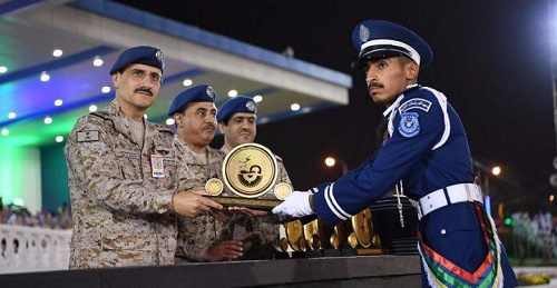 قائد القوات الجوية يرعى حفل تخريج الدفعة “128 ” بمعهد الدراسات الفنية للقوات الجوية بالظهران