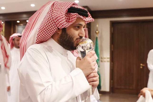 تركي آل الشيخ يفوز بــ”الشخصية الرياضية العربية” لعام 2018