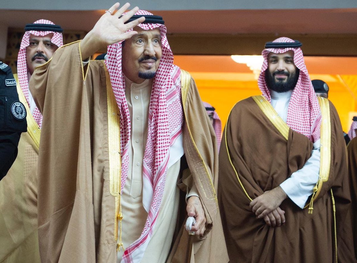 بالفيديو والصور.. خادم الحرمين الشريفين يشرف حفل استقبال أهالي حائل