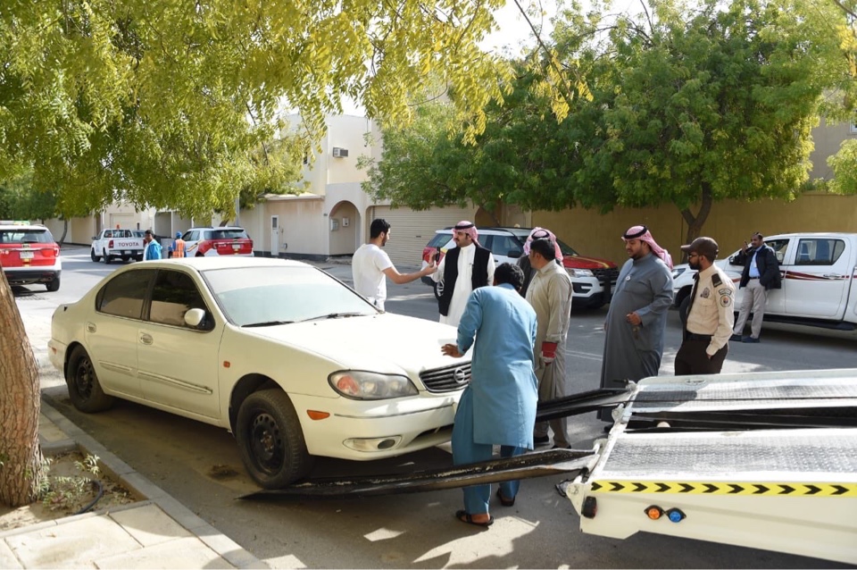 الجبل الصناعية.. إزالة (٧٠ ) مركبة تالفة
