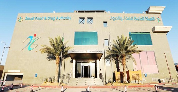 “الغذاء والدواء” تشترط على المنشآت تعيين مواطنين لمتابعة مشاكل الأجهزة والمنتجات الطبية
