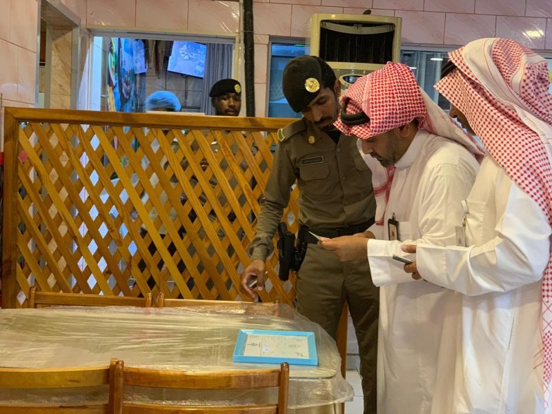 حملة "مكتب عمل الجبيل" تضبط 28 عاملا مخالفا