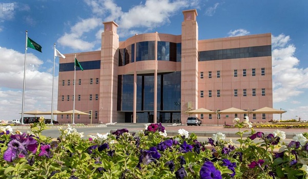 جامعة الجوف تخدم 12,745 طالباً وطالبة