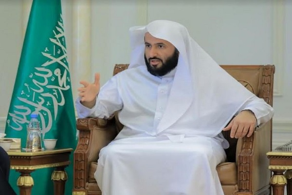 وزير العدل: نظام المحاكم التجارية يسجل الإجراءات ويرفع جودتها ويقلص أمد التقاضي