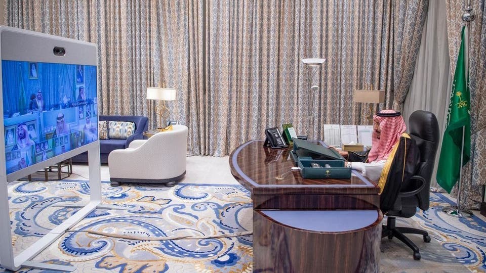 مجلس الوزراء يعقد جلسته ـ عبر الاتصال المرئي ـ برئاسة خادم الحرمين الشريفين