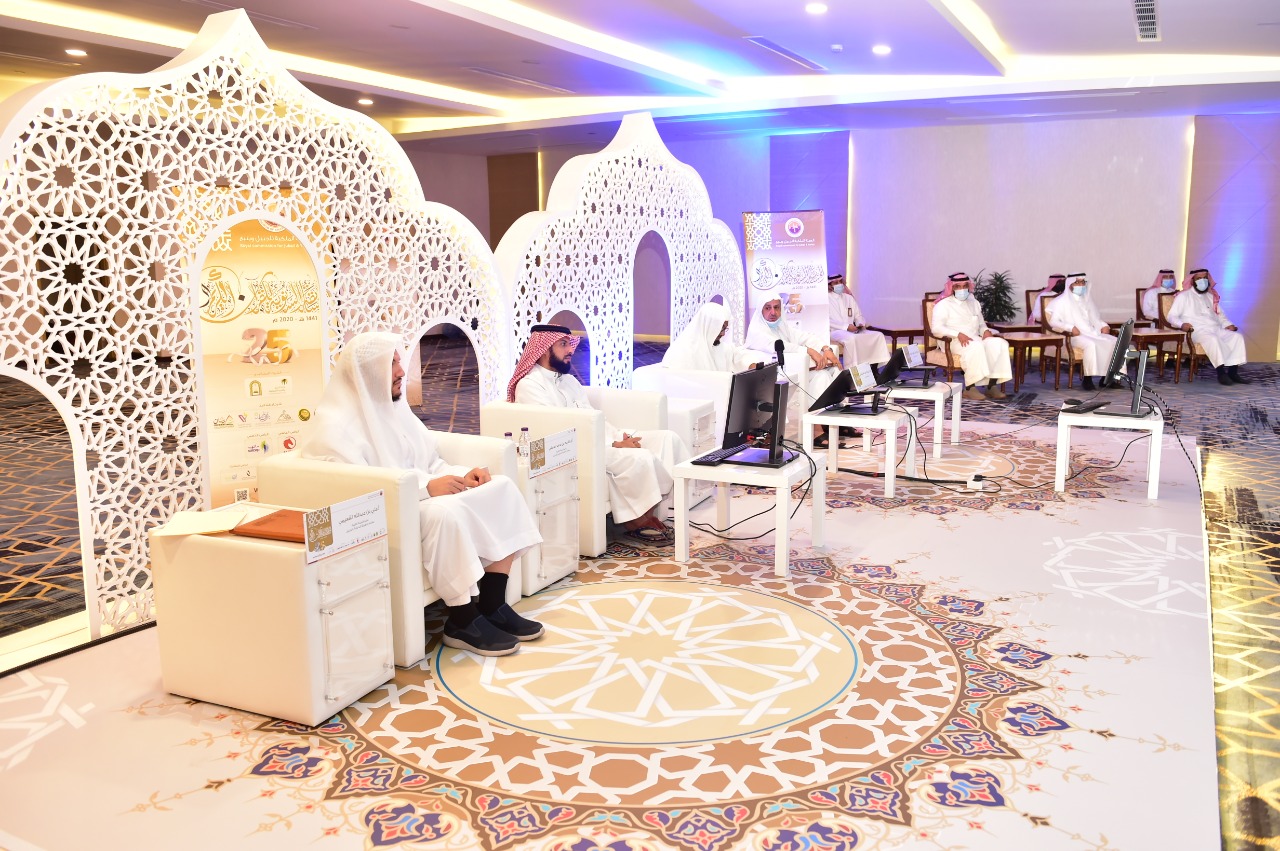 (90) شخصًا يتنافسون في المرحلة الختامية لمسابقة الهيئة الملكية للقرآن الكريم على مستوى المنطقة الشرقية