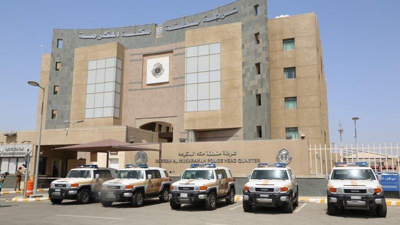 القبض على شخصين أتلفا عدداً من أجهزة الرصد الآلي في مكة والجموم