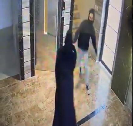 سيدة تنشر فيديو يوثق تعرضها للعنف من قبل طليقها في جدة.. ومركز "العنف الأسري" يتفاعل
