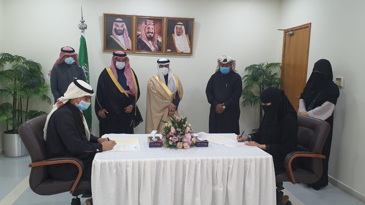 بحضور محافظ الجبيل..اتفاقية تعاون بين "بلدية الجبيل" و"جمعية جسفت" لدعم الحركة الفنية