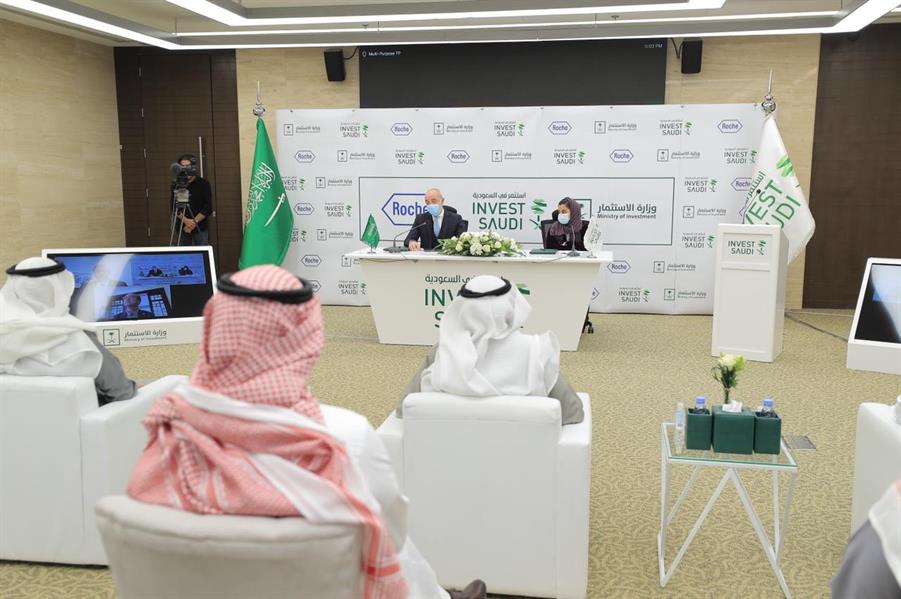 الفالح والربيعة يشهدان توقيع مذكرة تفاهم مع شركة سويسرية لتعزيز الرعاية الصحية