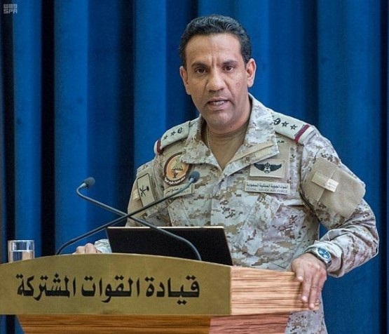 "التحالف": السيطرة على حريق في طائرة مدنية بمطار أبها نتيجة استهداف حوثي