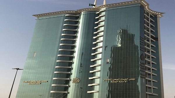 الضمان الصحي: التأمين على «زوجات الموظف» إلزامي على صاحب العمل