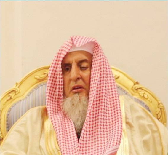 سماحة المفتي العام: لقاح كورونا ليس مفطراً للصائم