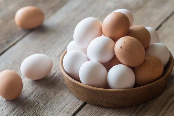 “الغذاء والدواء” تقدم نصائح لطهي البيض