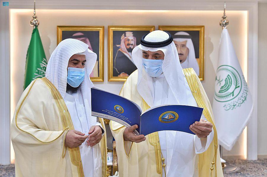 أمير نجران يطلع على التقرير الإعلامي لهيئة الأمر بالمعروف والنهي عن المنكر بالمنطقة