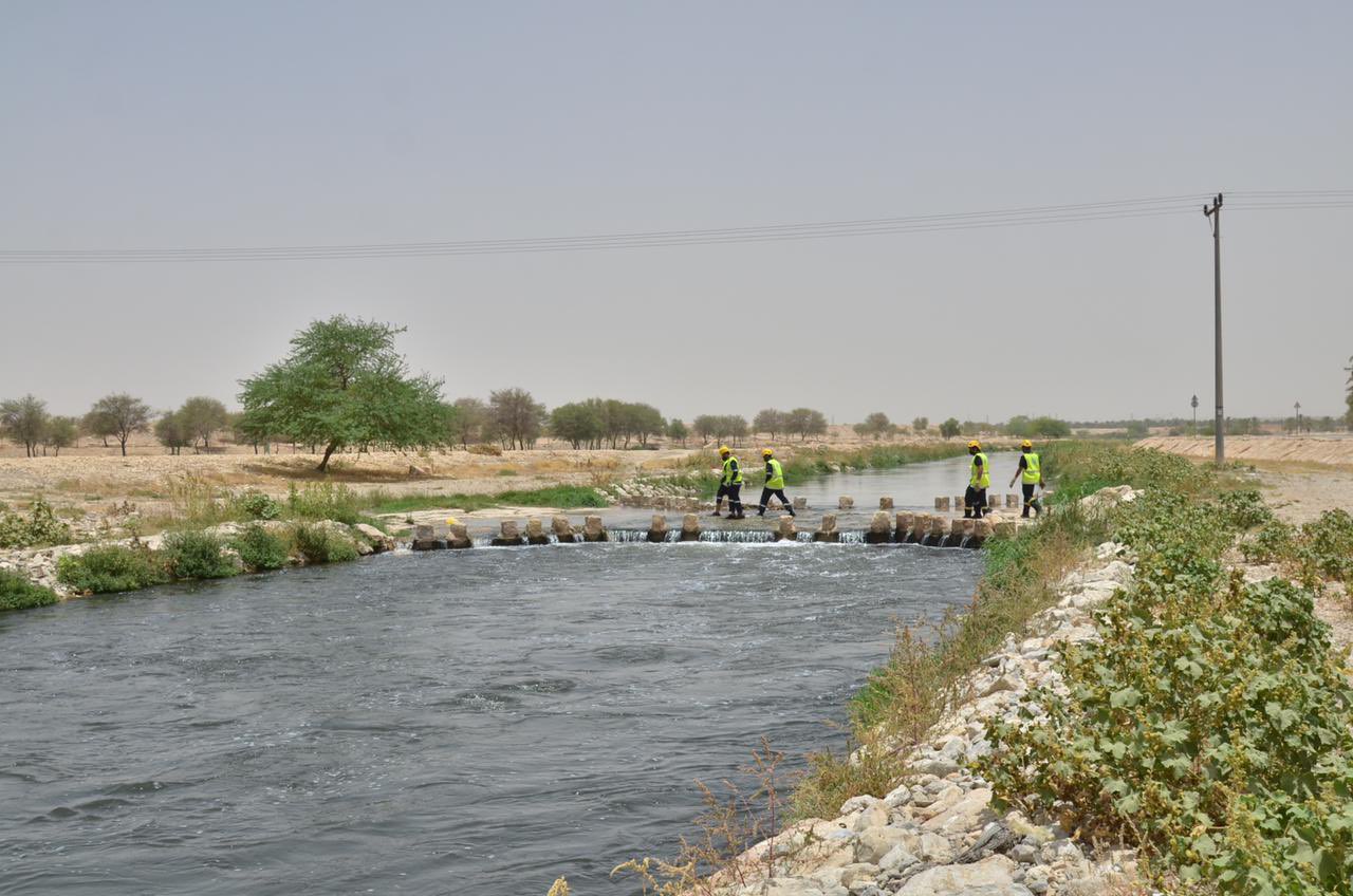 الرياض ..سقوط طفل في وادي الحاير