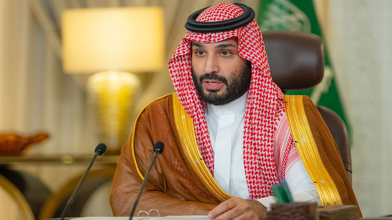 ولي العهد يعلن بدء زراعة 450 مليون شجرة وإعادة تأهيل 8 ملايين هكتار من الأراضي