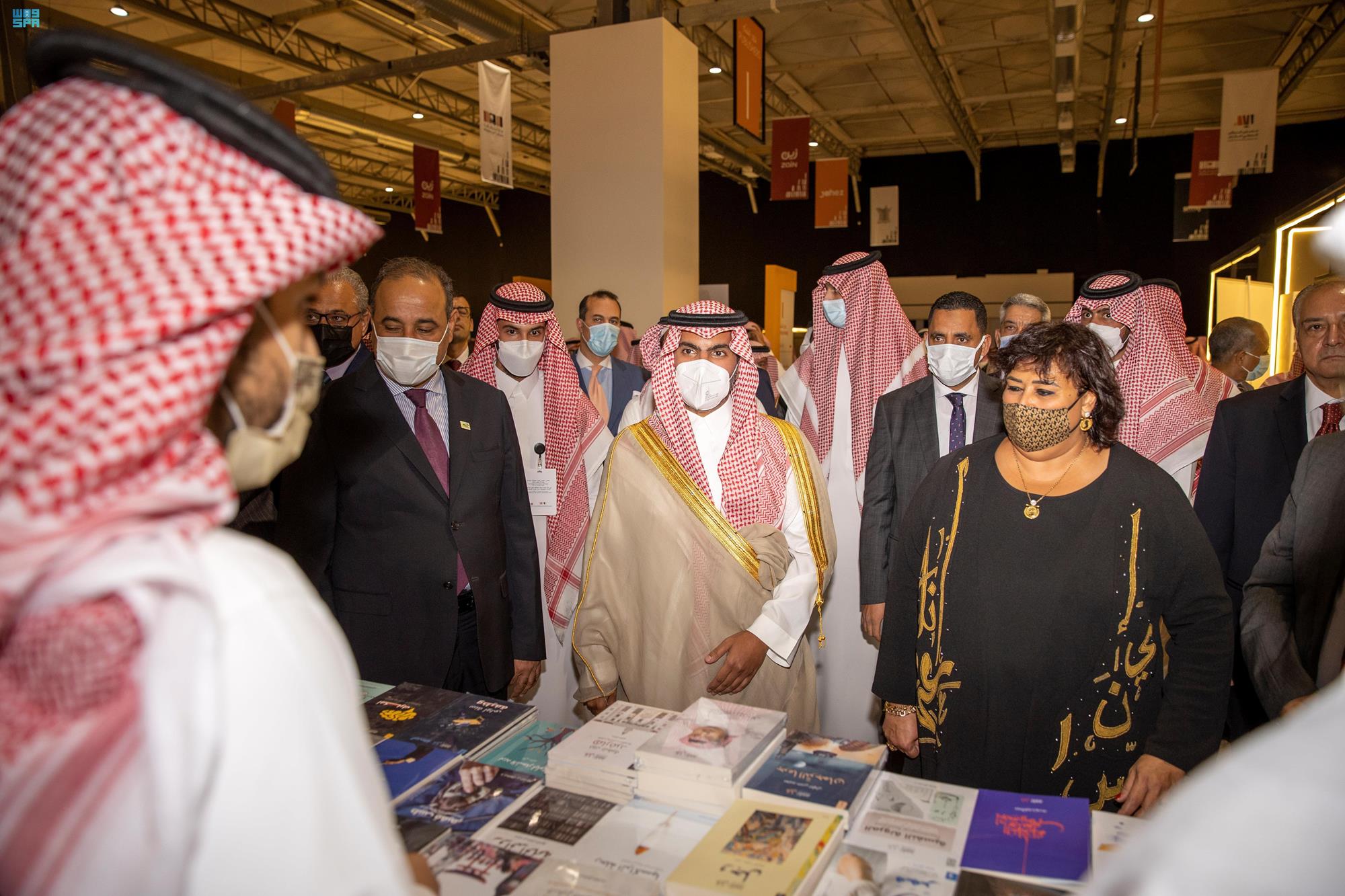 وزير الثقافة يدشن معرض الرياض الدولي للكتاب 2021