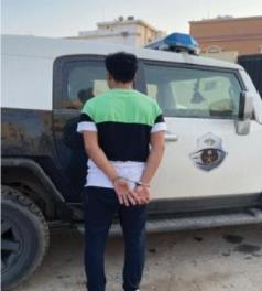 ضبط مخالف سرق لوحة مركبة ووضعها على أخرى وارتكب مخالفات مرورية بمكة
