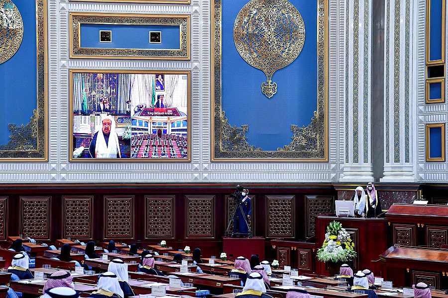 خادم الحرمين الشريفين يفتتح أعمال السنة الثانية من الدورة الثامنة لمجلس الشورى