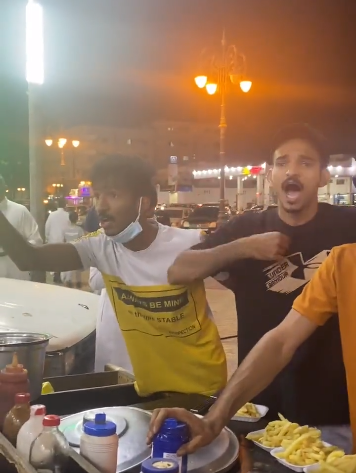 بائع بطاطس سعودي: قصة ملهمة