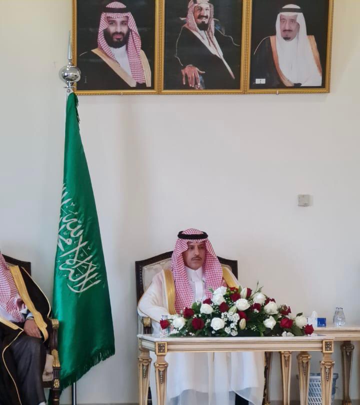 محافظ تيماء يستقبل المهنئين بعيد الفطر