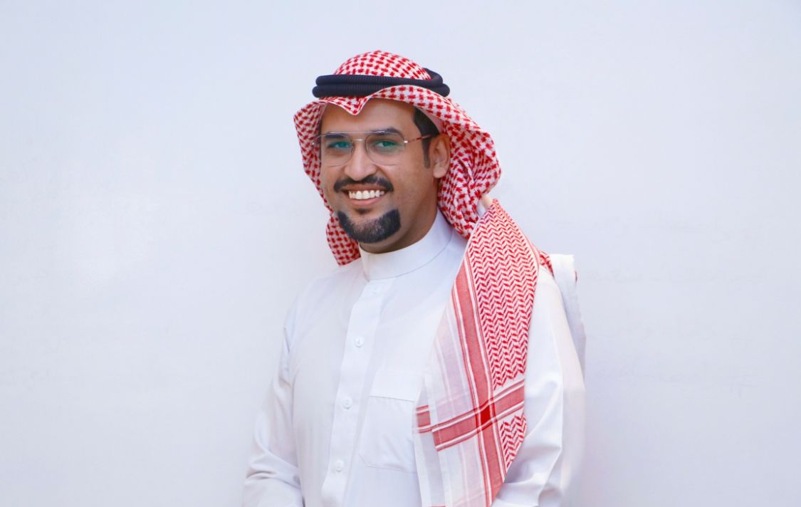 حاتم العطرجي يحصل على دكتوراة إعلام رقمي