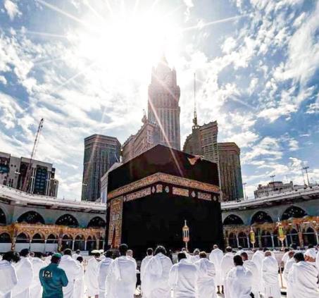 الشمس تتعامد على الكعبة المشرفة بعد غد الجمعة