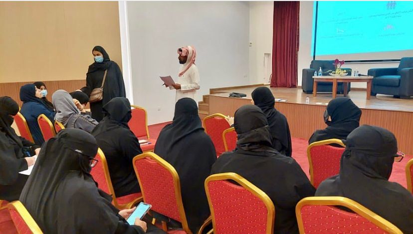 جمعية سيهات تبحث مع كلية لينكون القطيف تعزيز الشراكة الاستراتيجية