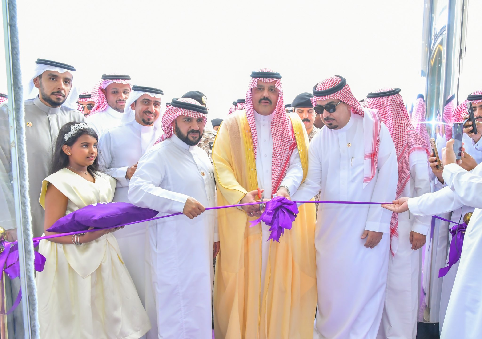 سمو أمير حائل يفتتح مركز عواد الرضيمان لغسيل الكلى بمحافظة الحائط