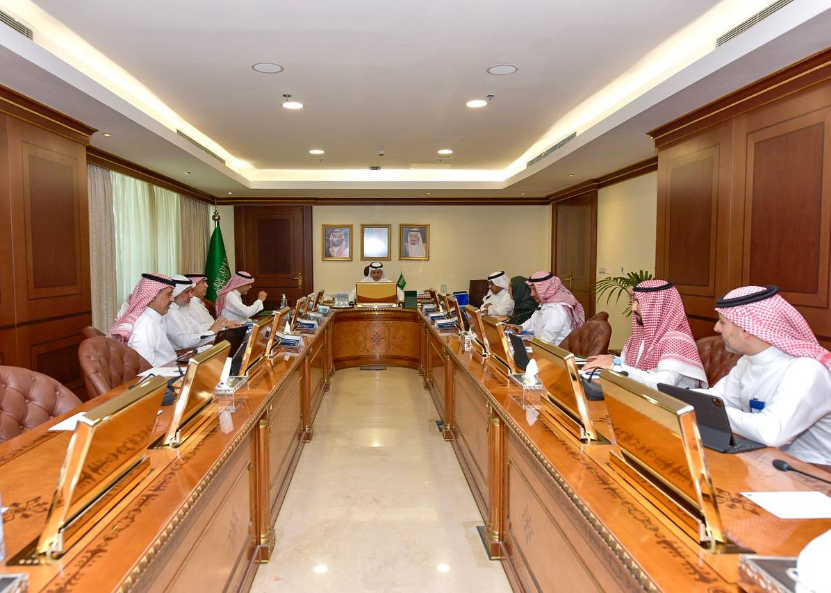 وزير البيئة يرأس اجتماع مجلس المؤسسة العامة للري