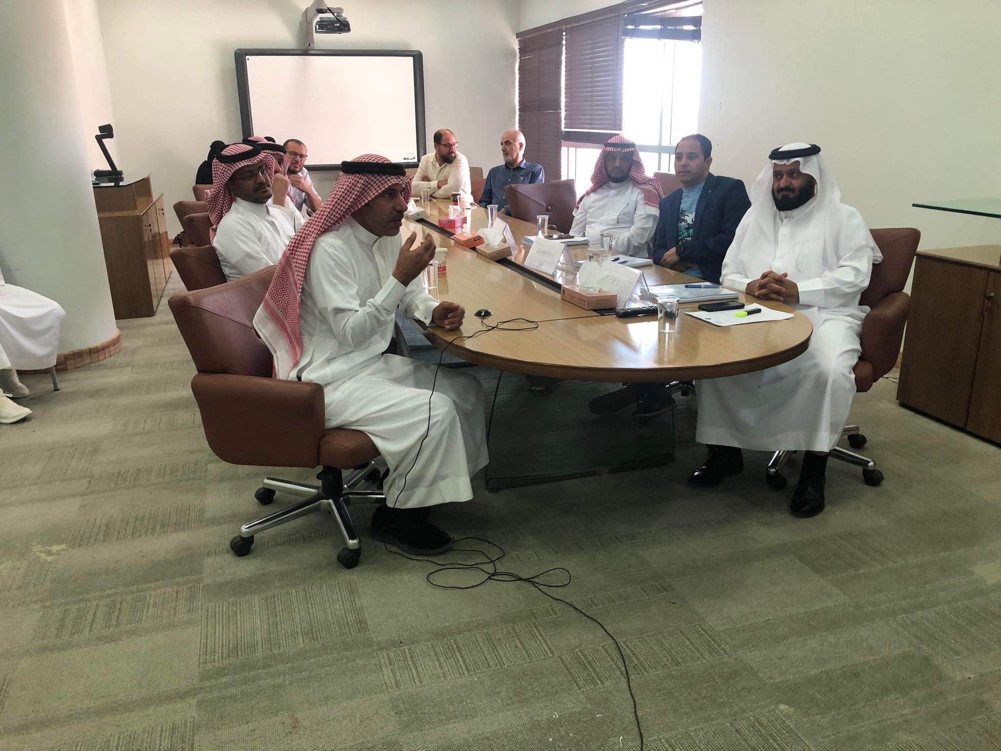 "وليد الشمري" يحصل على درجة الماجستير من جامعة حائل