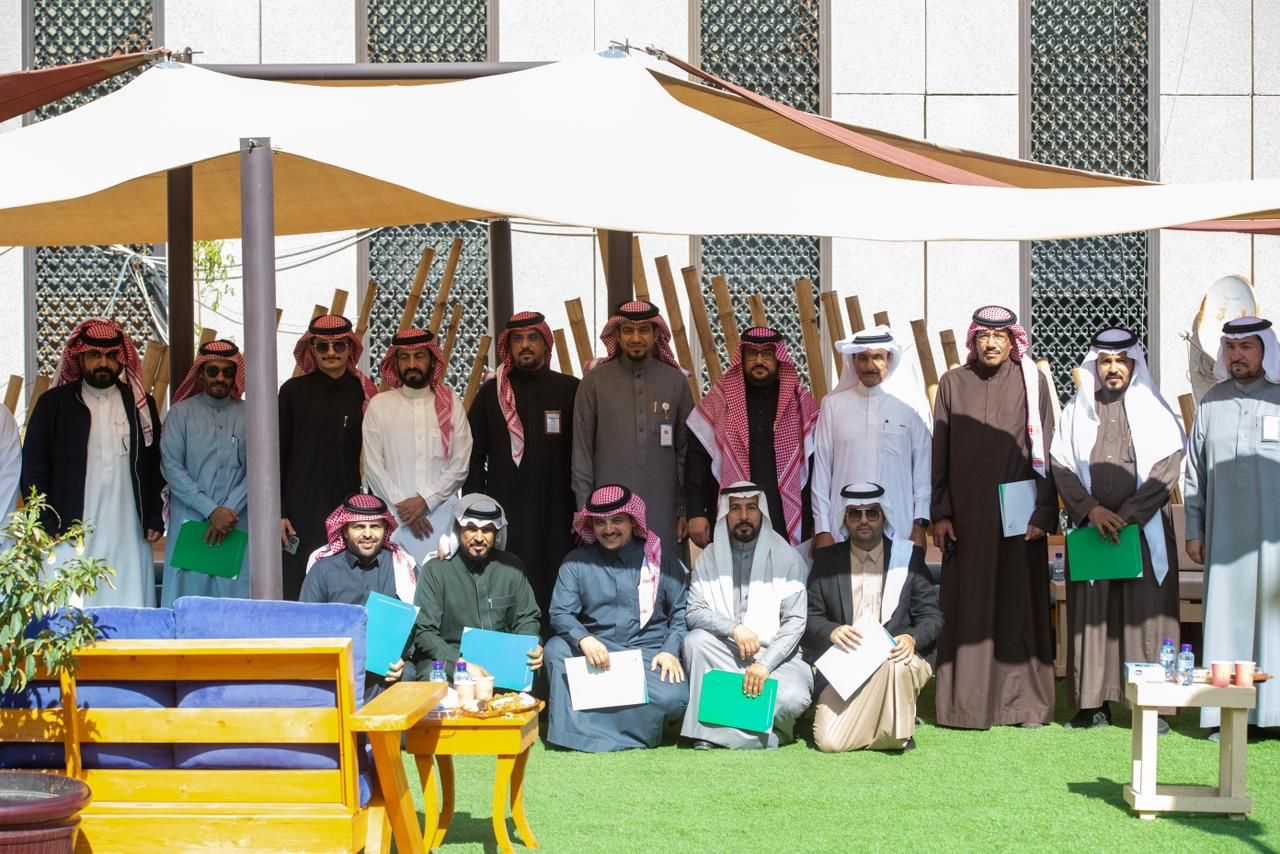 صحة حائل تكرم عدد من الإعلاميين والمؤثرين في ختام رالي حائل الدولي.