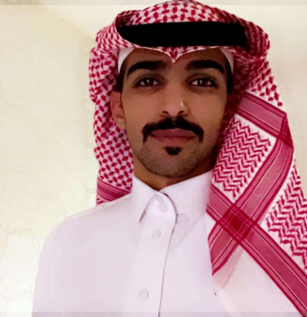 "الشلاقي" يحتفل بتخرج ابنه ملازمًا أول من باكستان