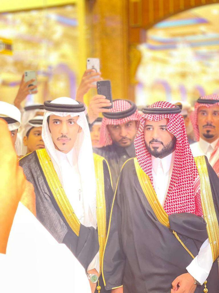 "المنهالي" عريساً في أماسي الجوهرة بالأحساء