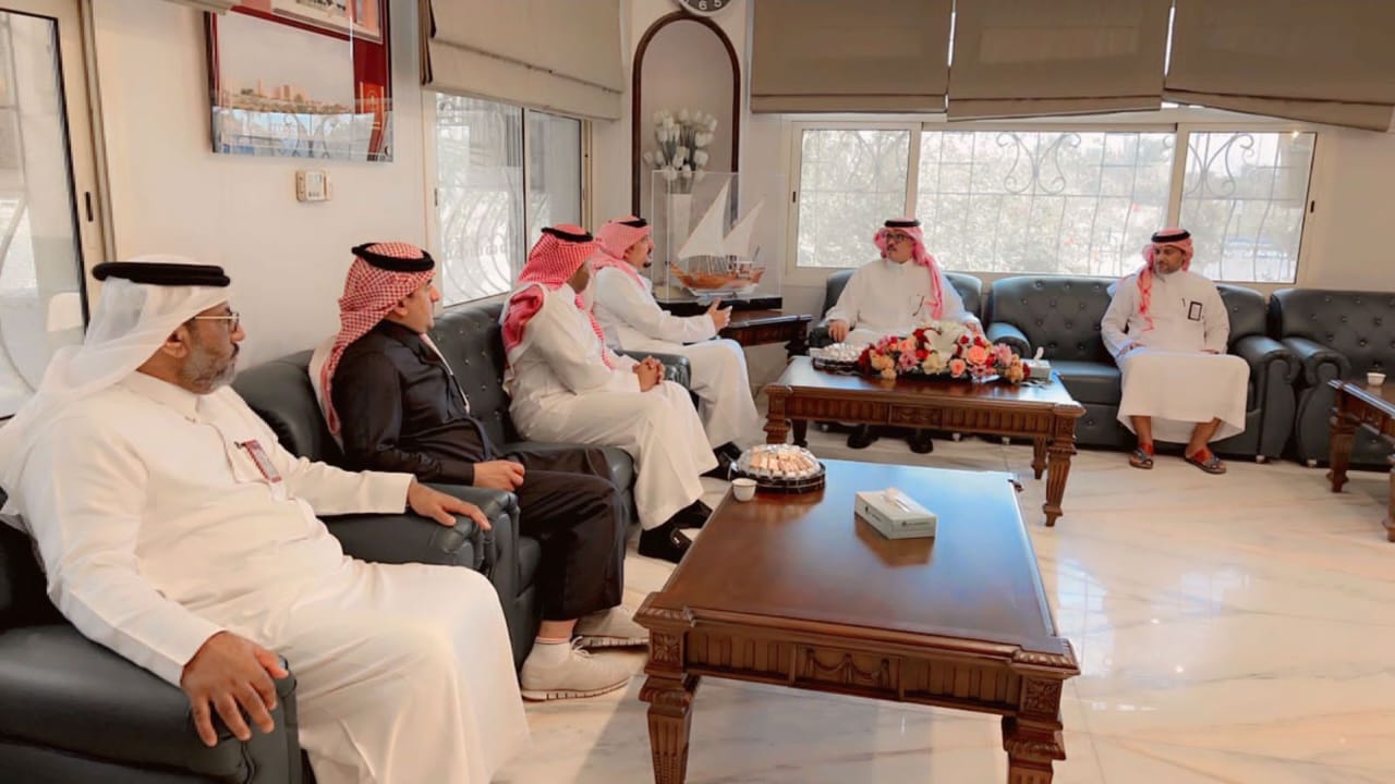 محافظ الجبيل يتفقد المشاريع ببلدية المحافظة