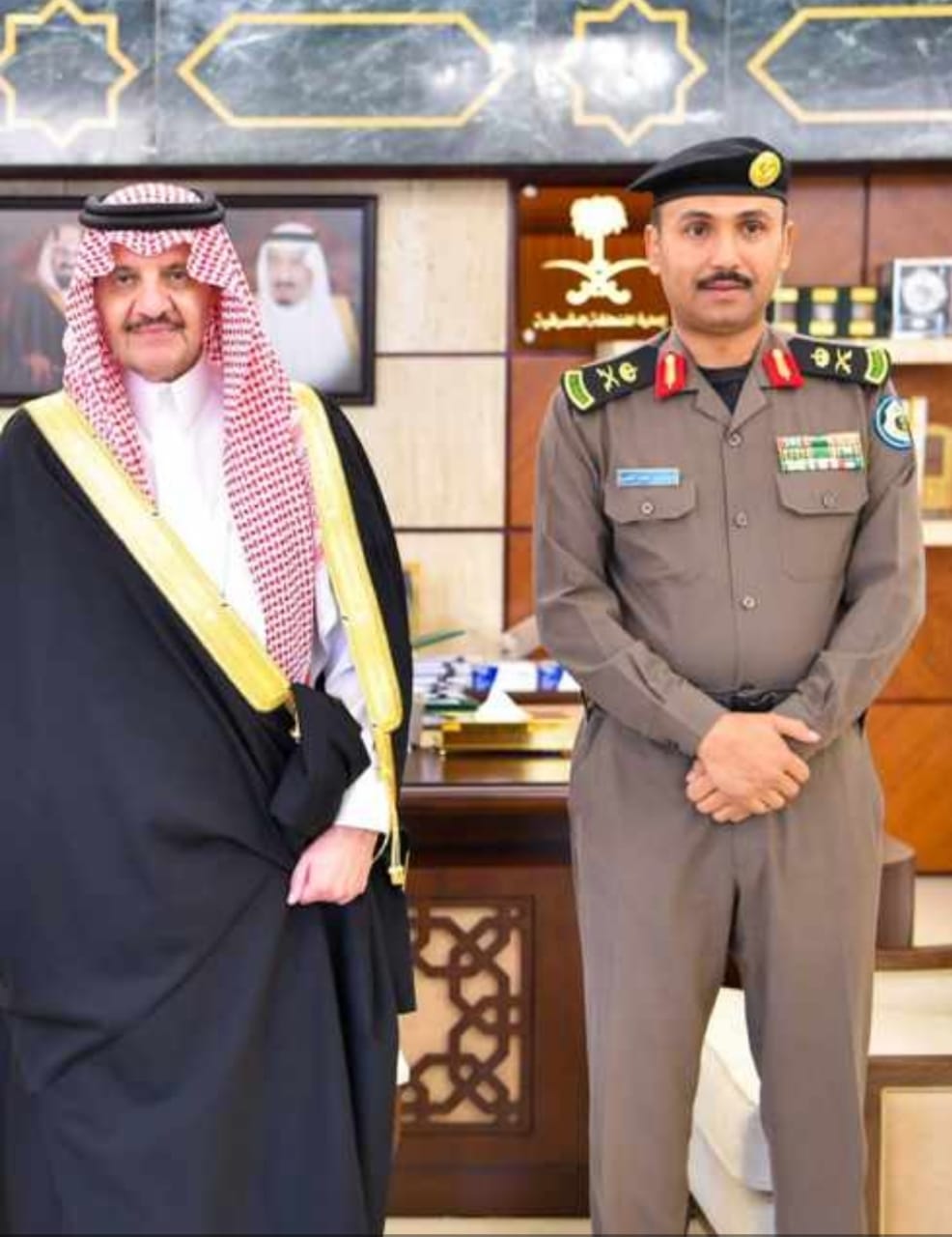 أمير المنطقة الشرقية يقلد قائد القوات الخاصة لأمن الطرق بالمنطقة رتبته الجديدة