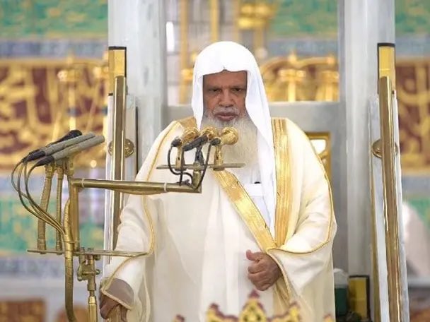 الحذيفي: اغتنموا خيرات رمضان قبل فوات الأوان
