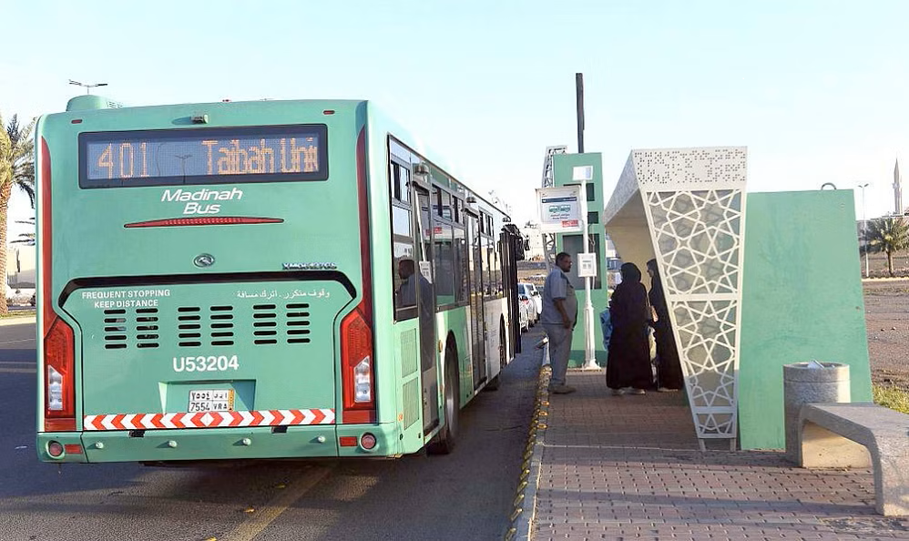 1.26 مليون مستفيد من خدمات النقل الترددي بالمسجد النبوي حتى 27 رمضان