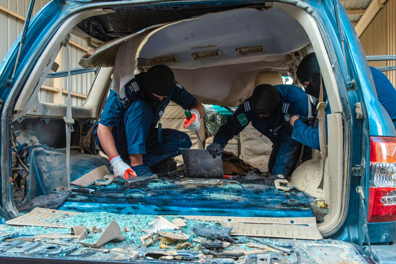 "الزكاة والضريبة والجمارك" تحبط محاولتي تهريب أكثر من 293 ألف حبة كبتاجون وقرابة 77 كيلوغرام من الحشيش