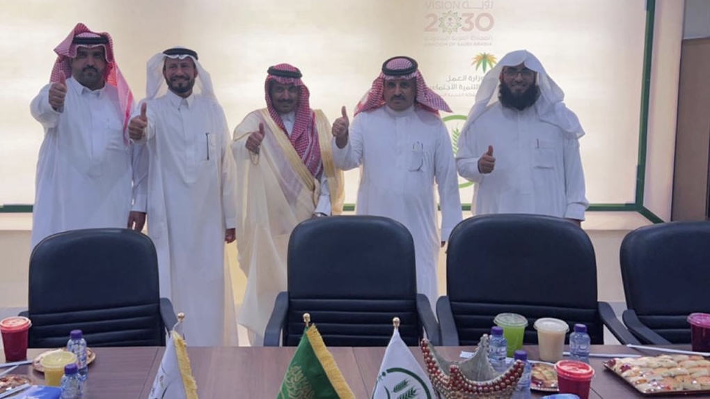 بر الشنان توقع اتفاقية شراكة مع جمعية حفظ النعمة بحائل