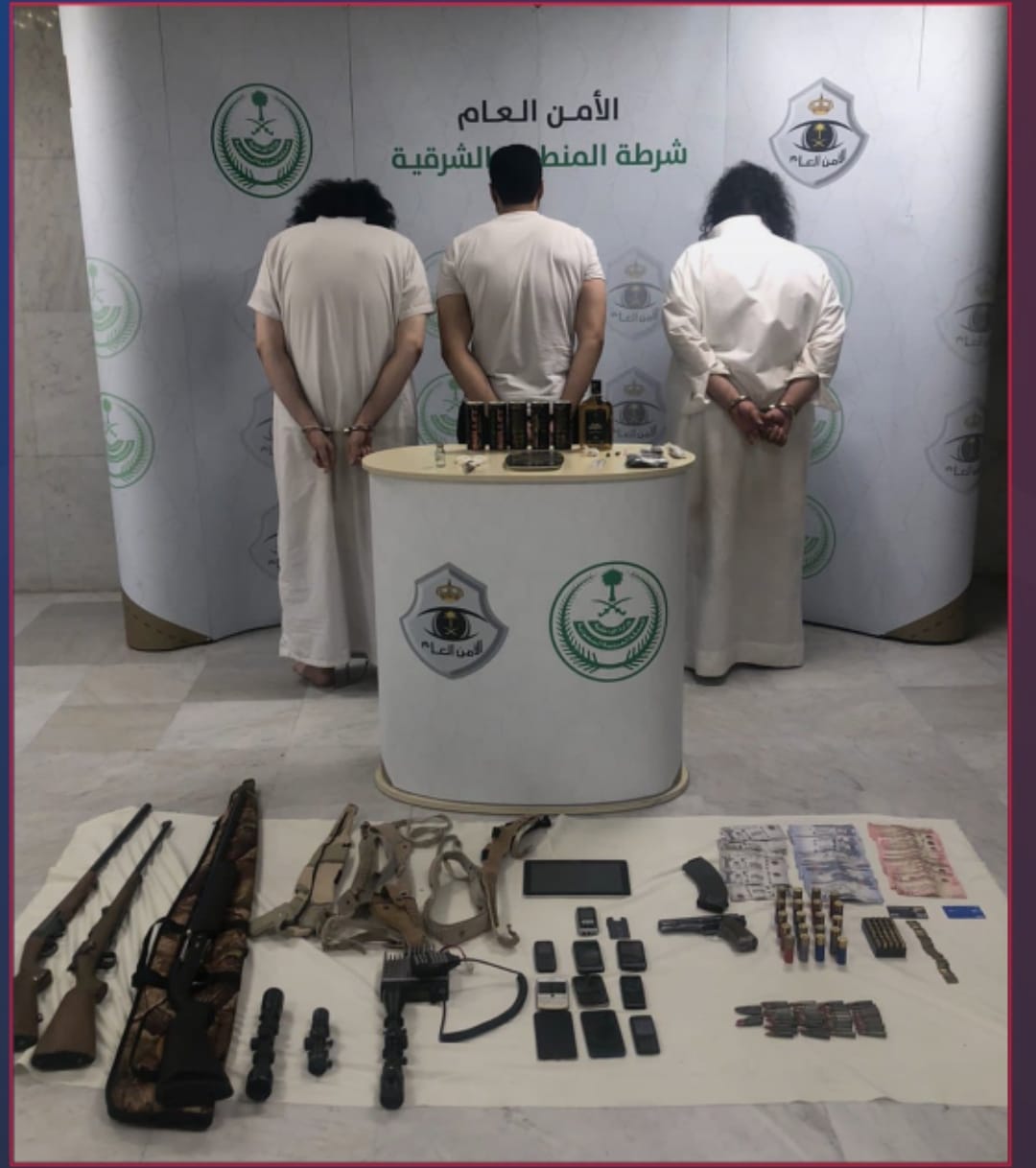 الأحساء..القبض على 3 أشخاص لترويجهم مادة الحشيش المخدر وأقراصًا