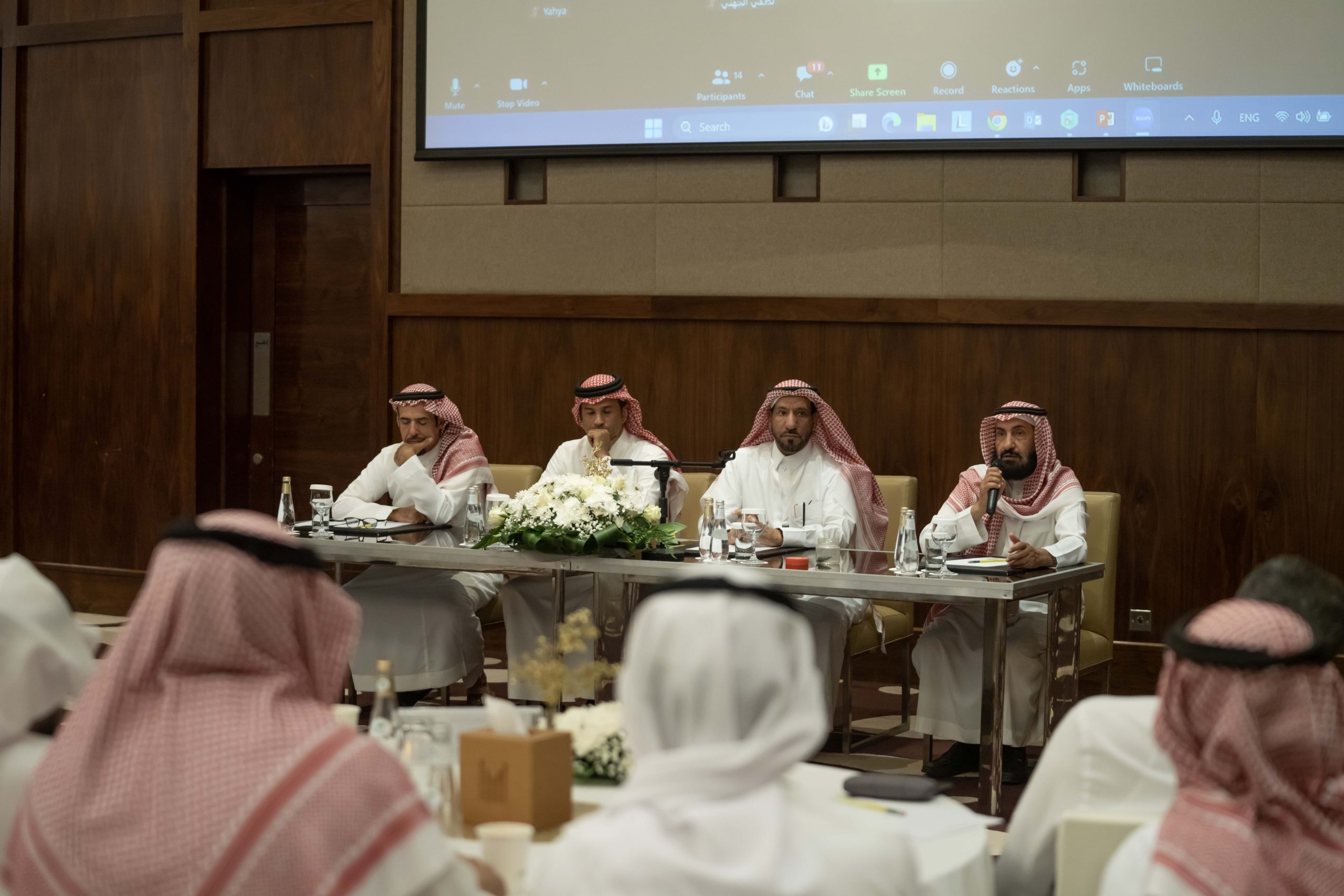 "الغطاء النباتي" يستعرض أمراض نبات الطلح طرق الوقاية منها في منطقة حائل