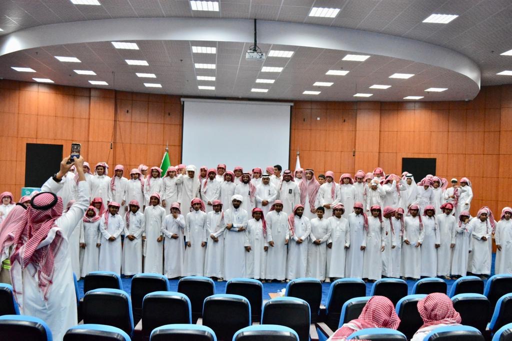 هيئة تطوير محمية الملك سلمان بن عبدالعزيز الملكية تقيم لقاءات توعوية لطلاب مدارس تيماء
