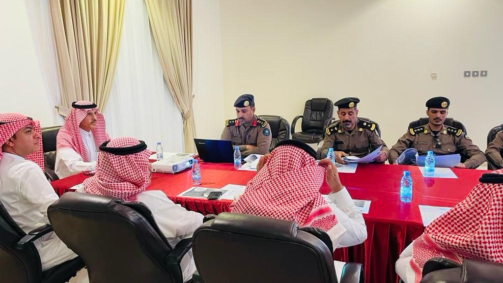 محافظ تيماء يرأس اجتماع لجنة الدفاع الفرعية بمحافظه تيماء